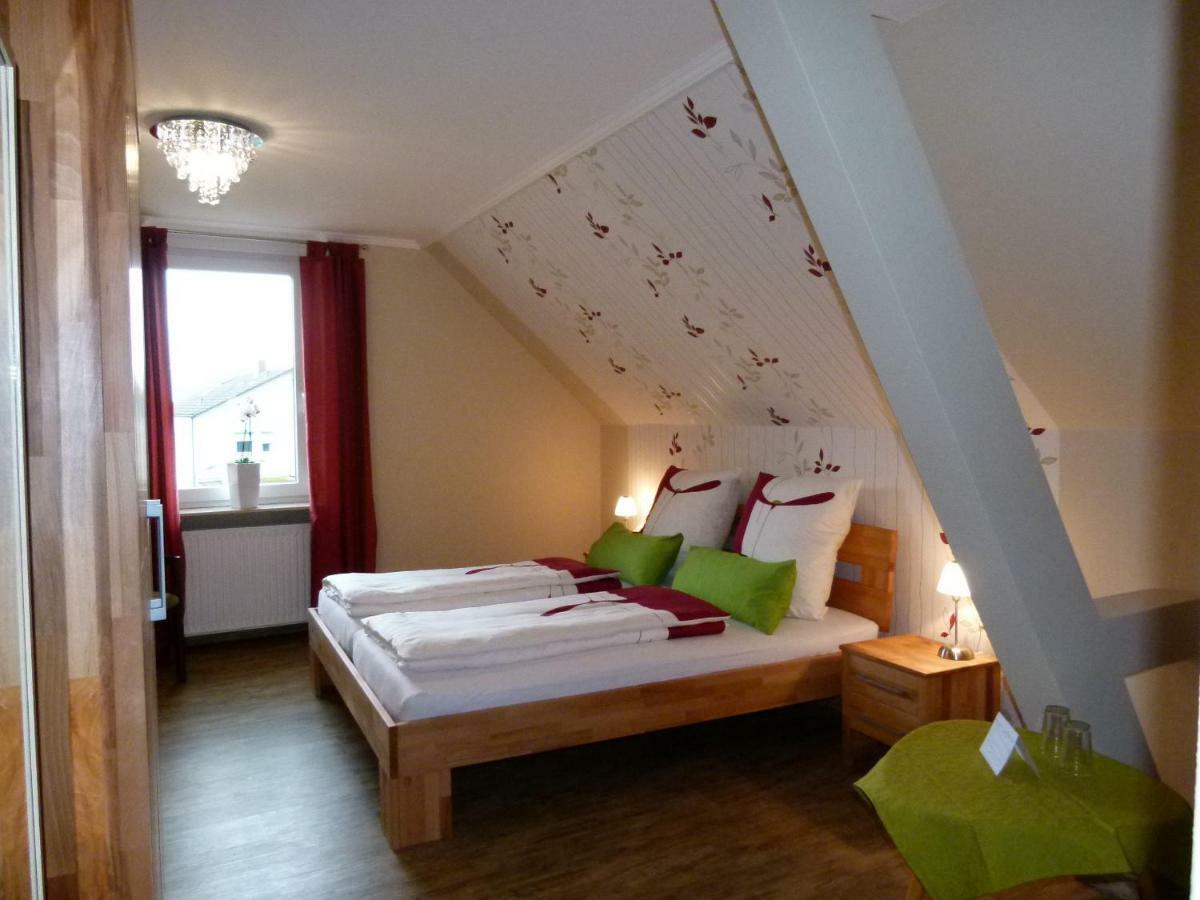 Gaestehaus Spatzennest Maikammer Exteriör bild